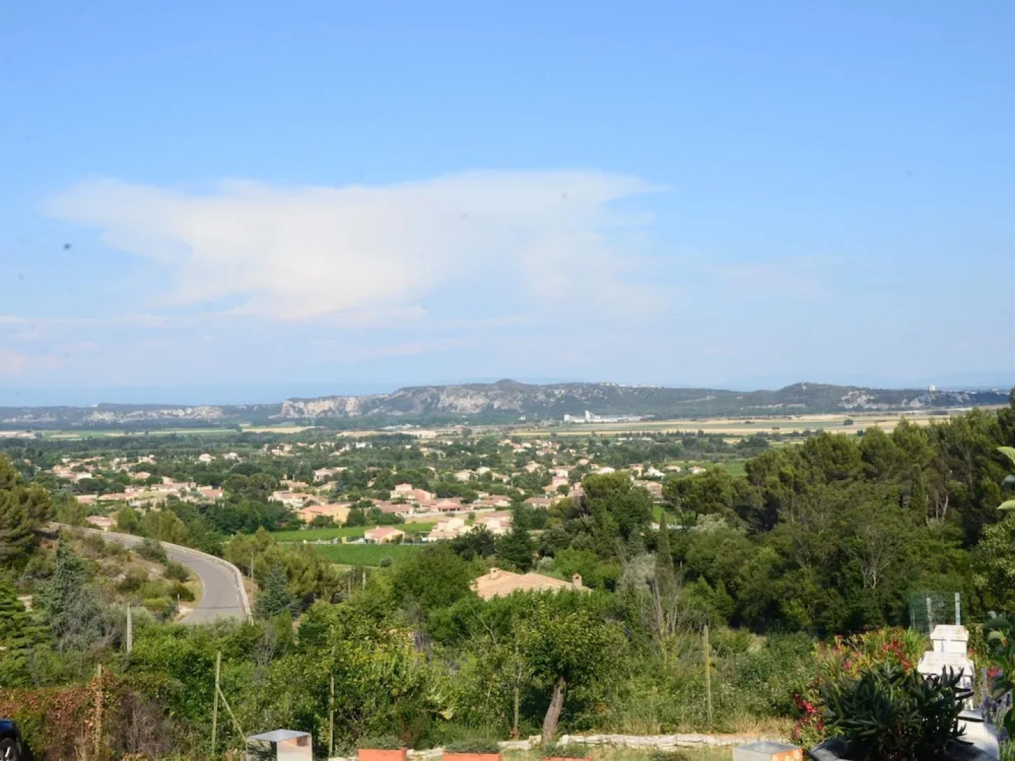 Provencal Villa With Private Pool and Beautiful View on the Vineyards