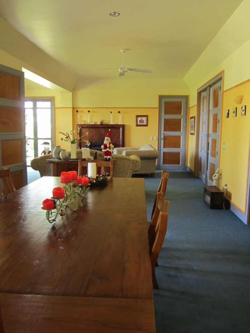 Hawkdun Rise Vineyard & Accommodation