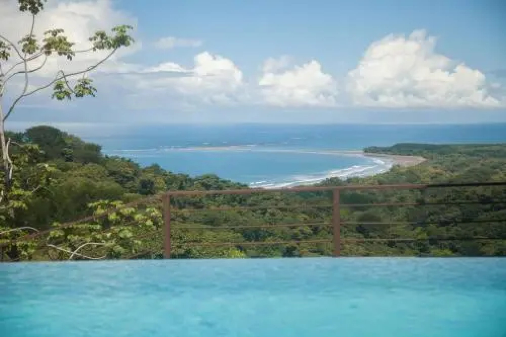 Whale's Tail Ocean View Luxury Suites