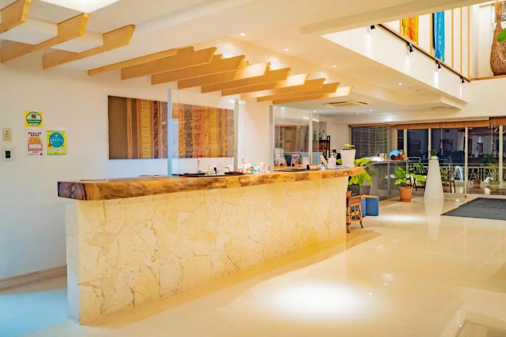 Umi No Terrace Yomitan Toya