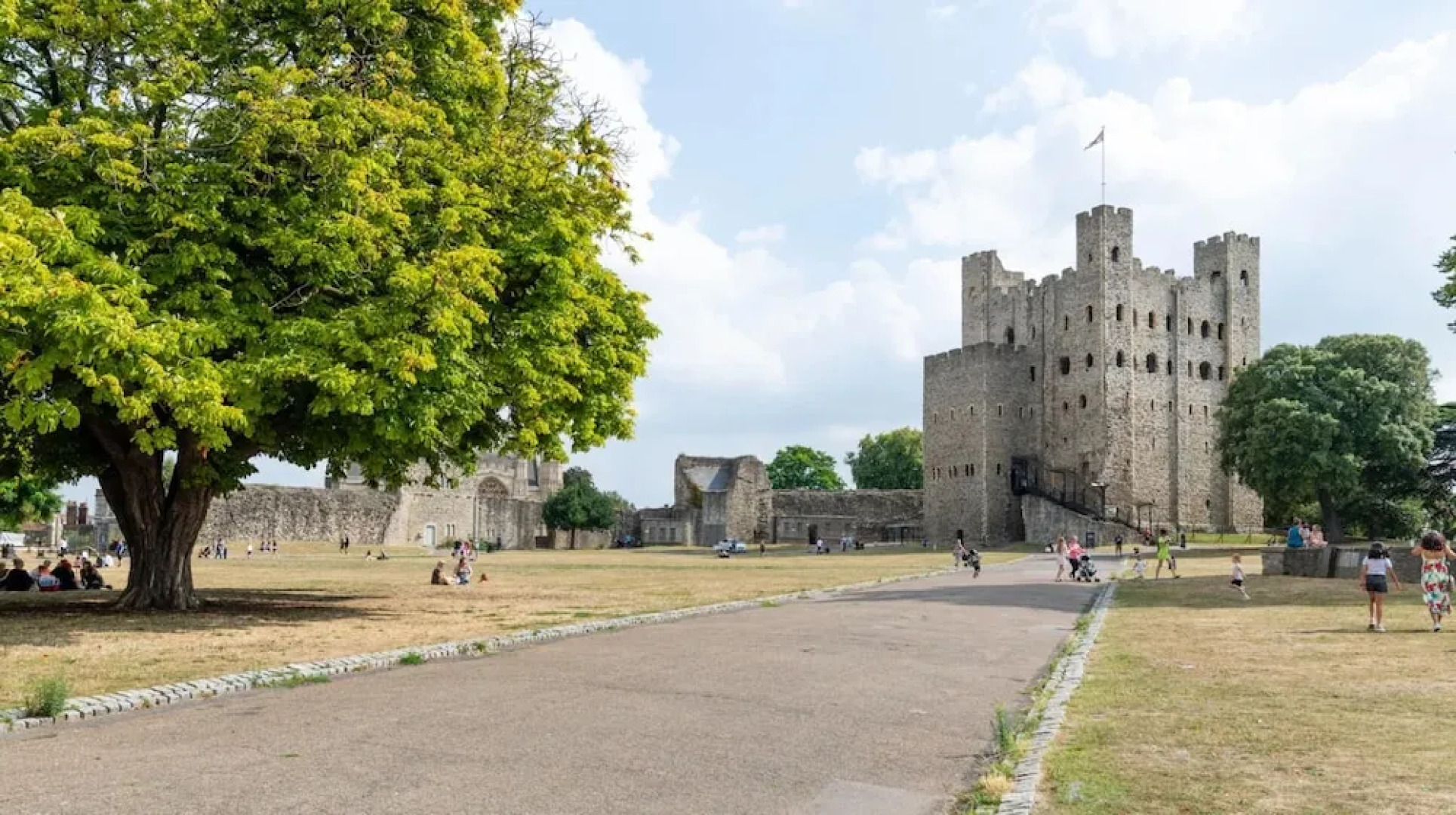 Captivating 2-bed Apartment in Chatham