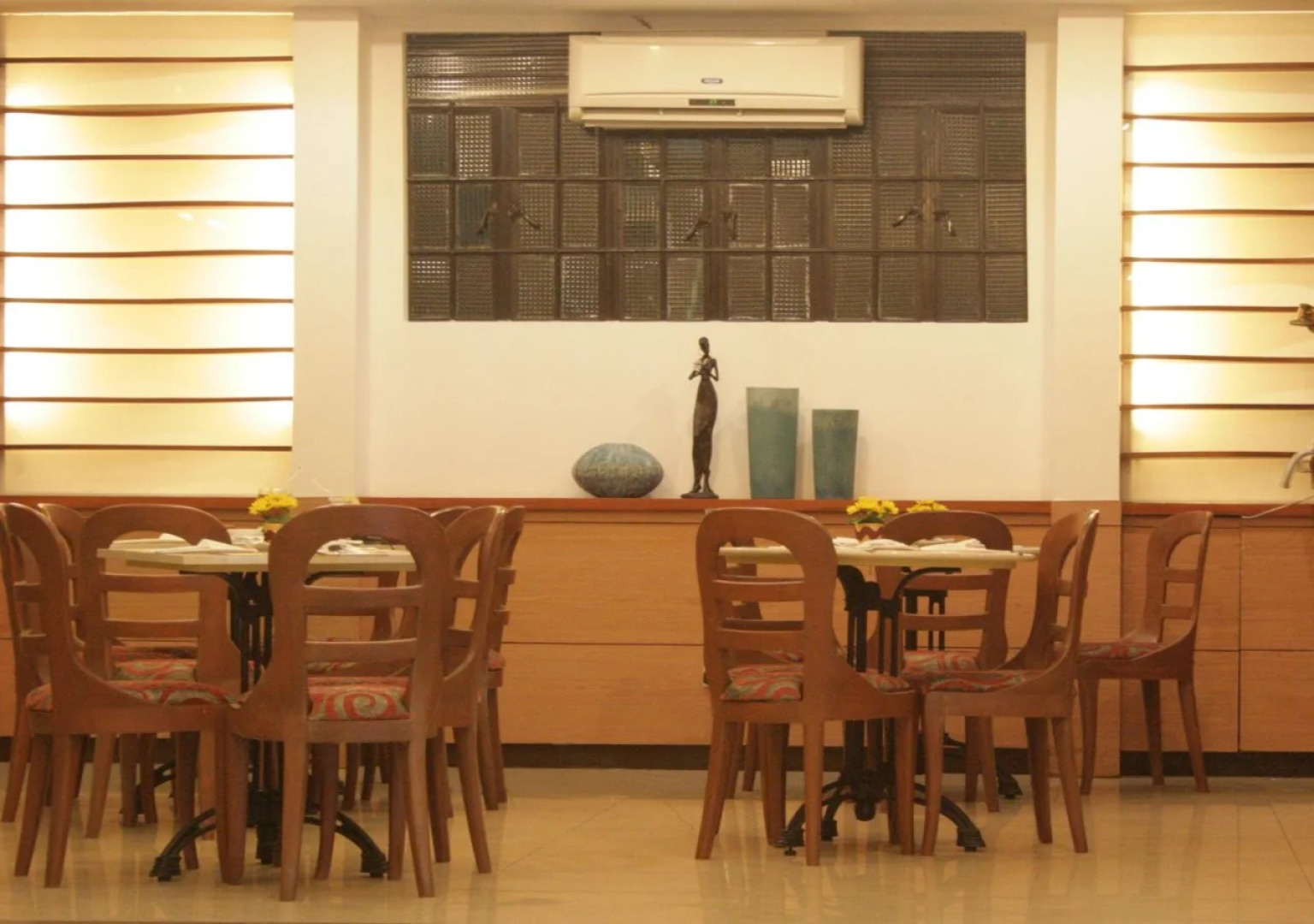 Mira De Polaris Hotel