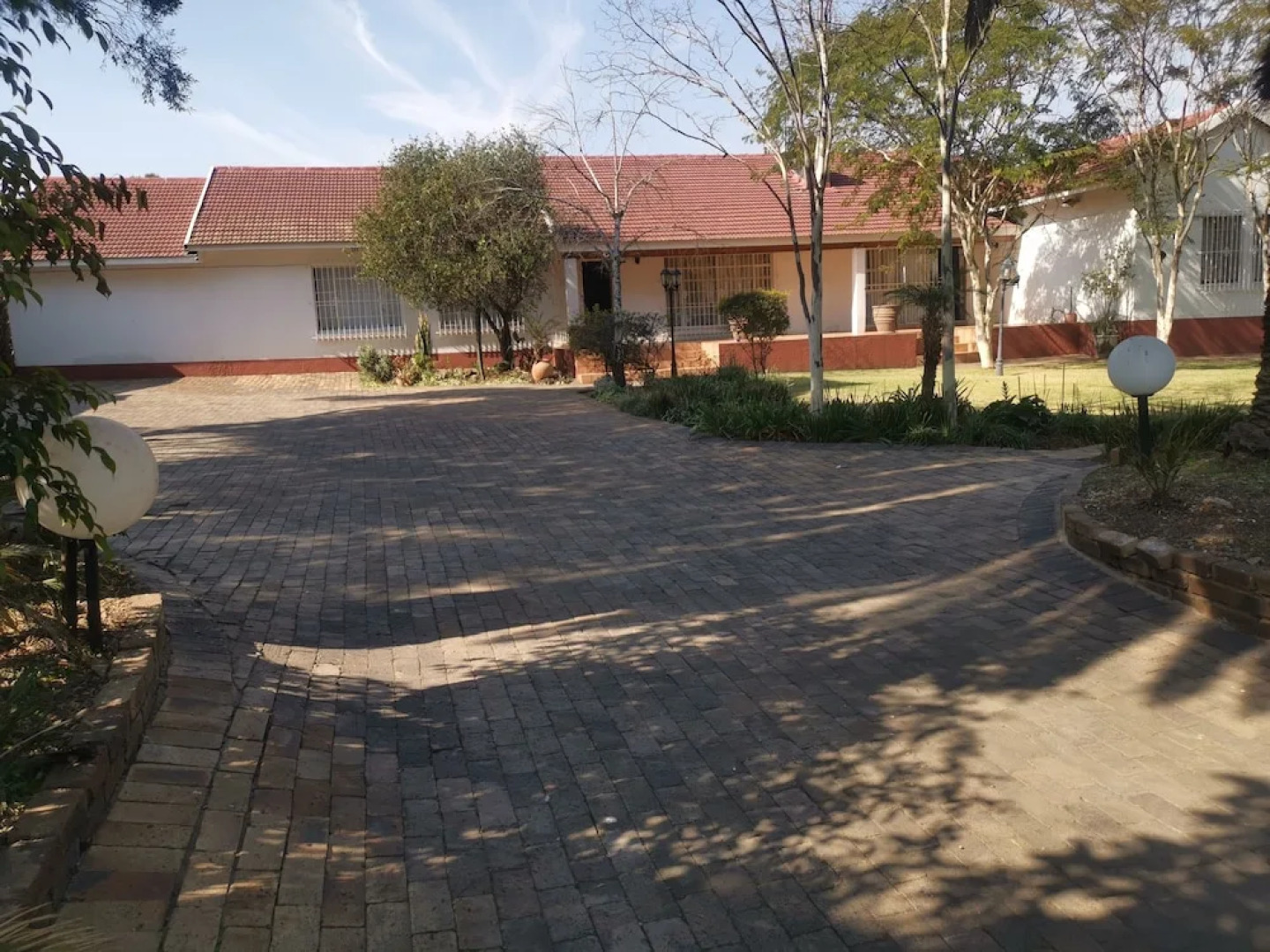 97 High Road Guest house