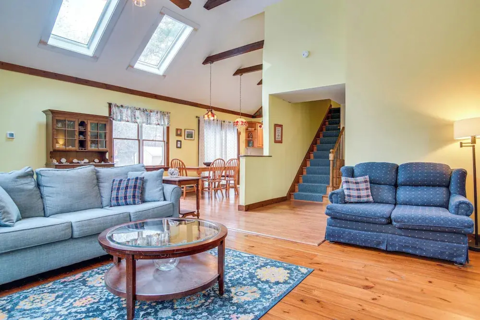 3 Mi to Beaches & Golfing: Family Gem in Cotuit