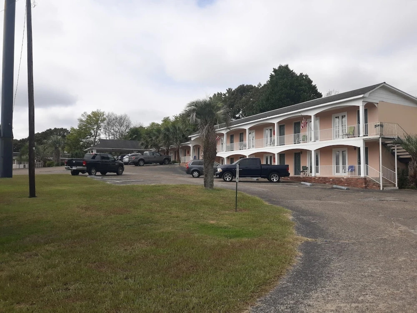 Oyo Hotel Santee Sc- Lake Marion
