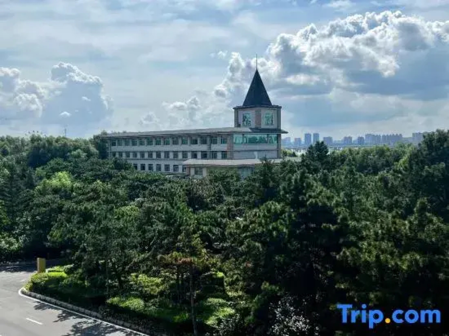 Songyuanshi Hotel