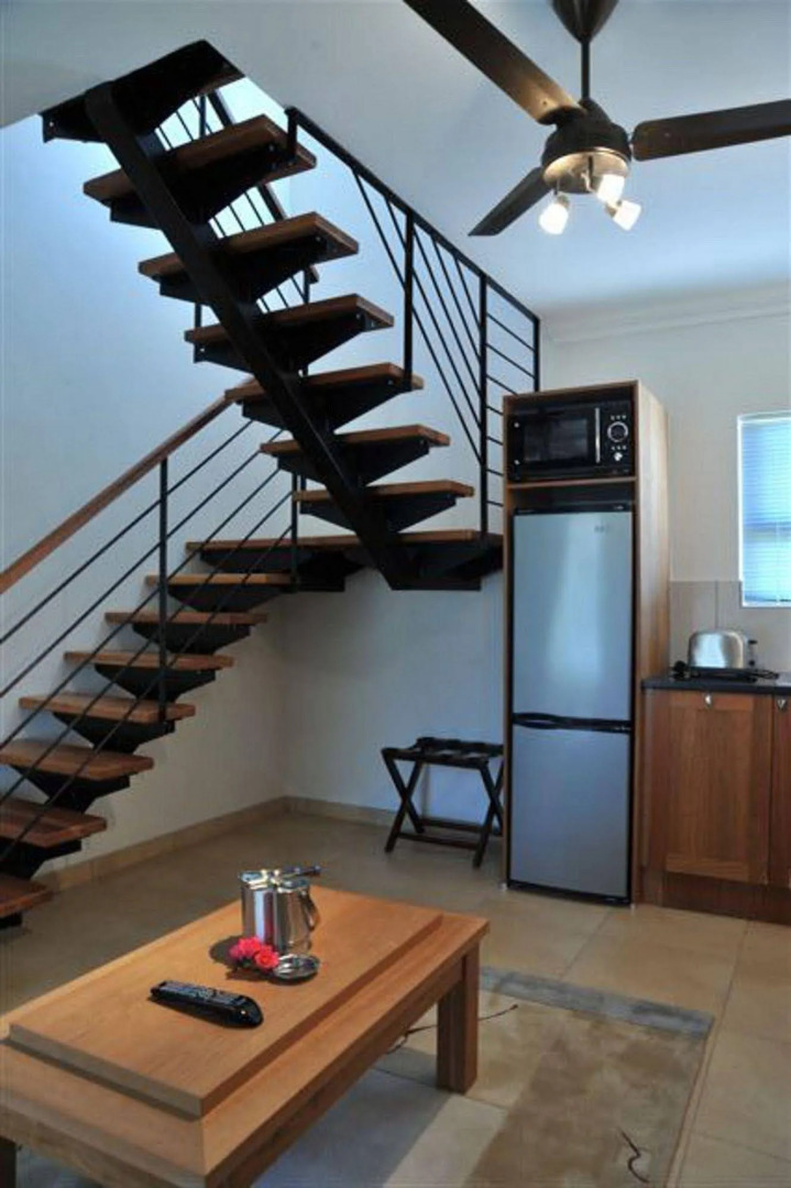 Hoyohoyo Chartwell Lodge