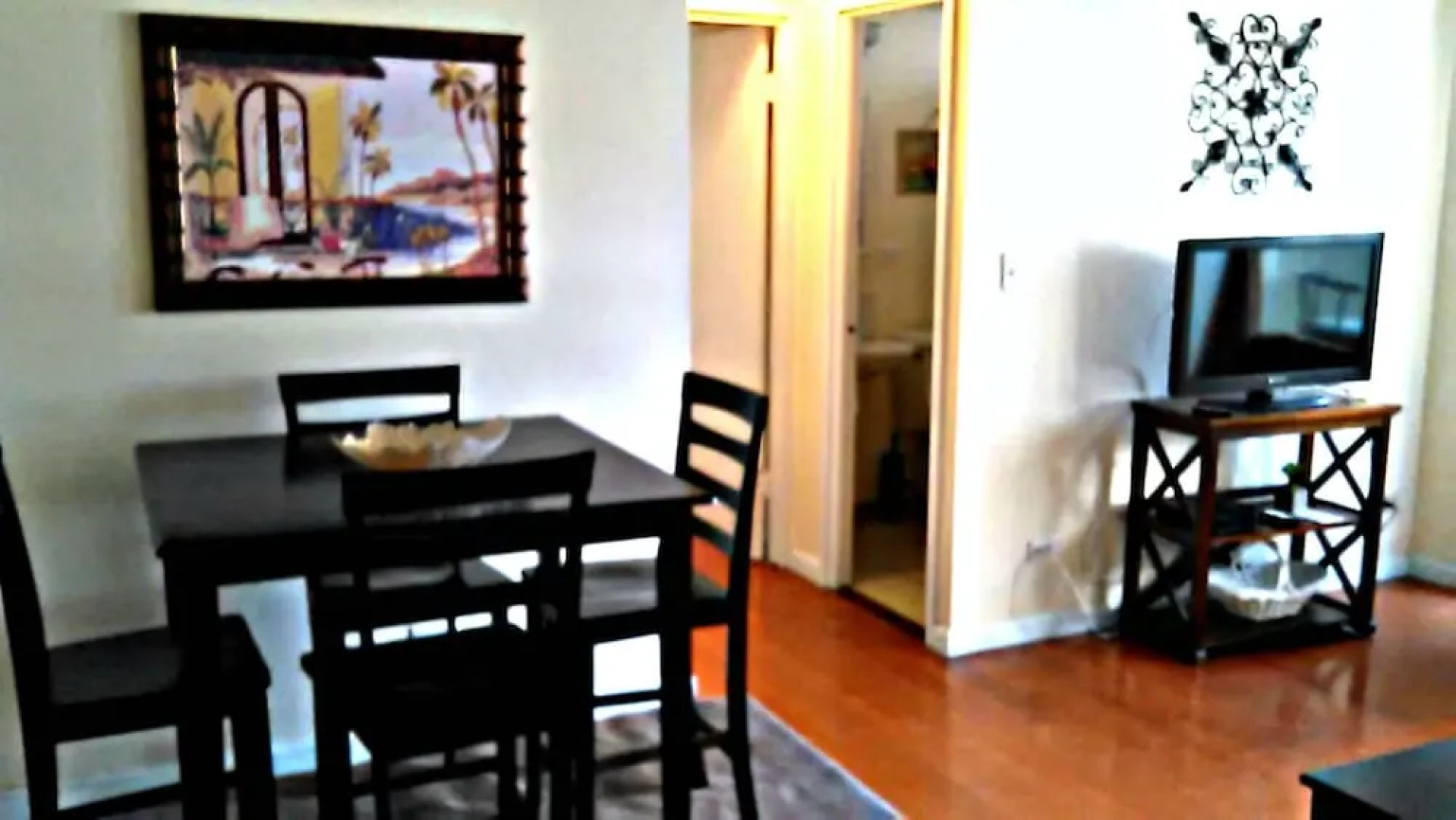 Renovated one bedroom 2 min to the beach