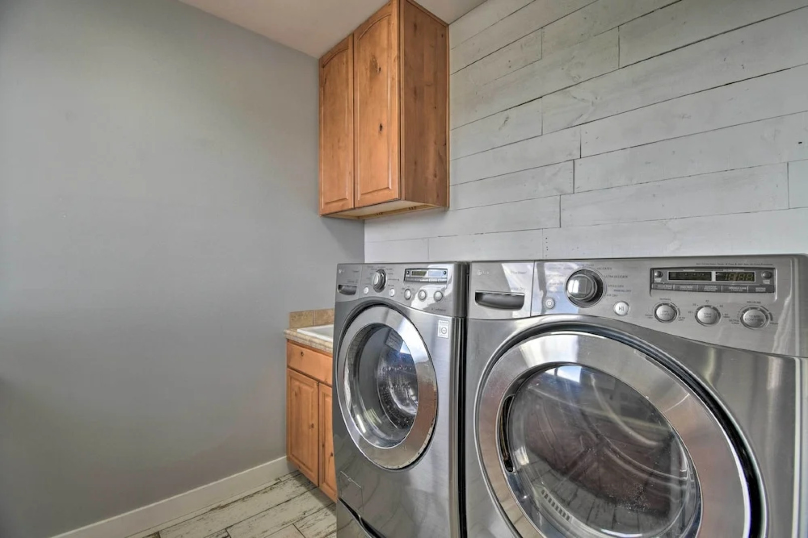 Luxe Phoenix Home: Desert Butte View & Heated Pool