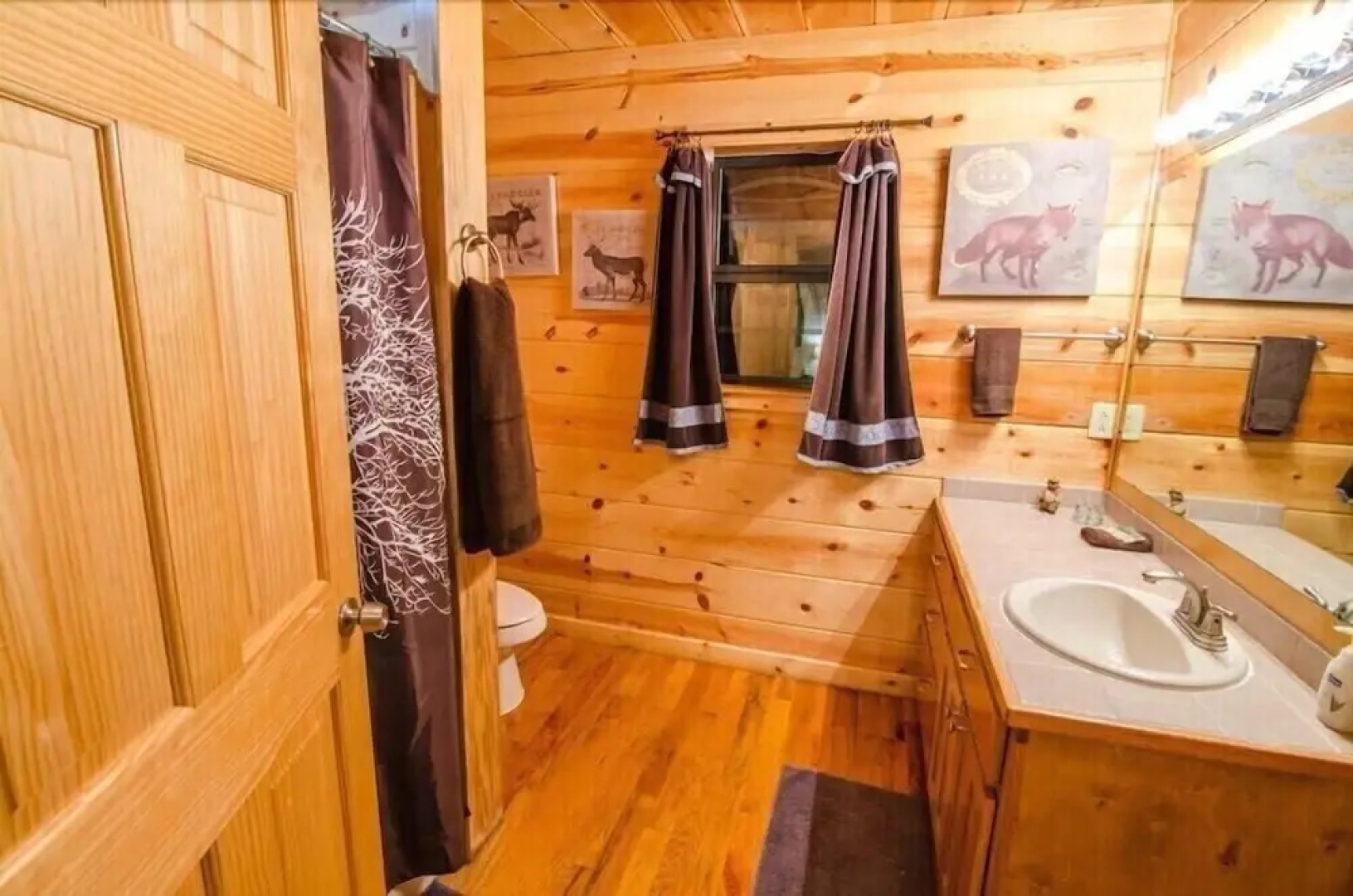 4R Escape Lodge - 2 Br Cabin