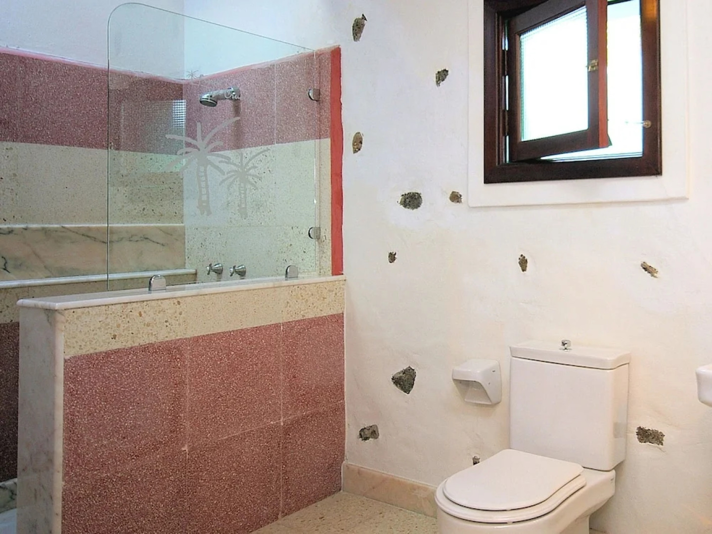 Detached Villa With Communal Swimming Pool Located in the North of Lanzarote