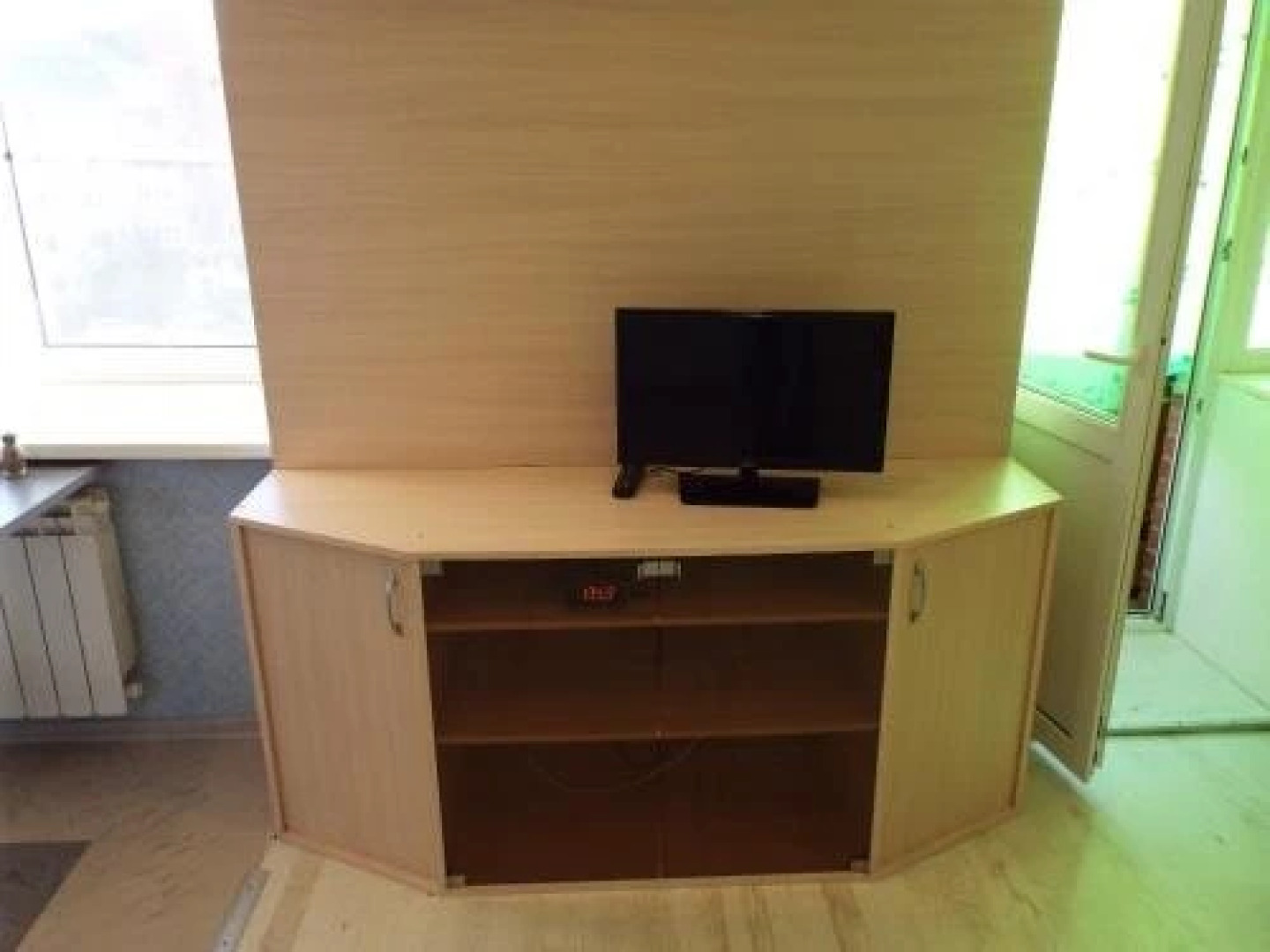 На Набережной