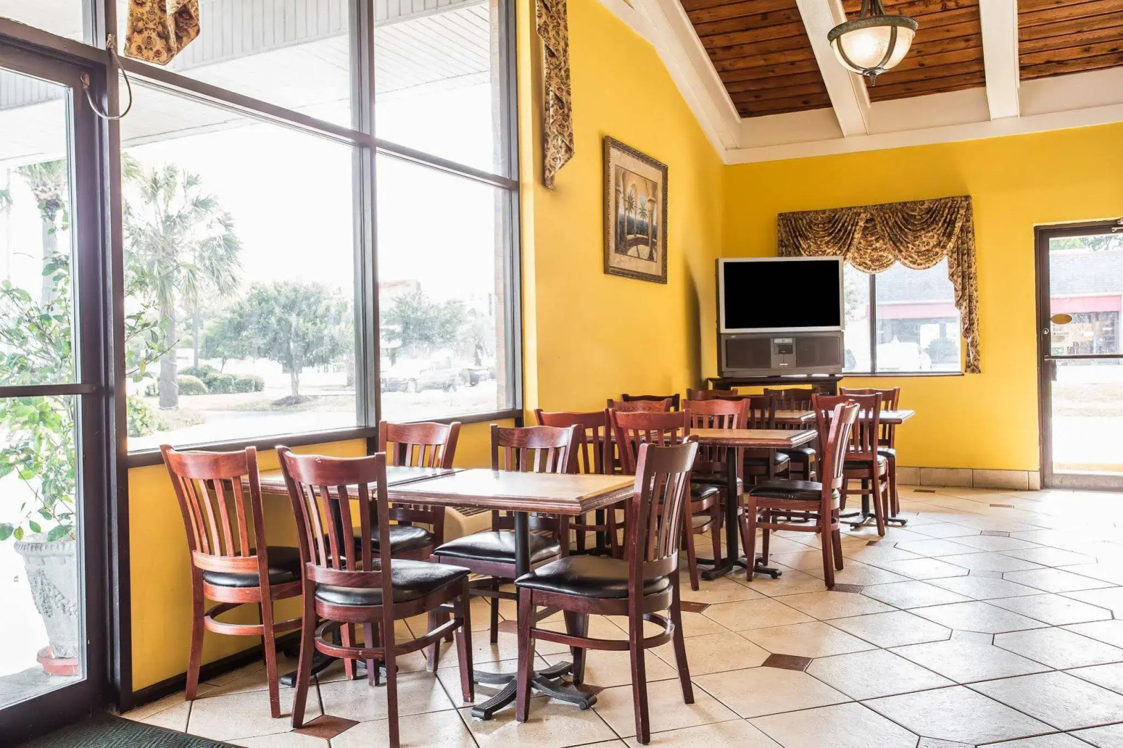 Rodeway Inn North Charleston - Ashley Phosphate