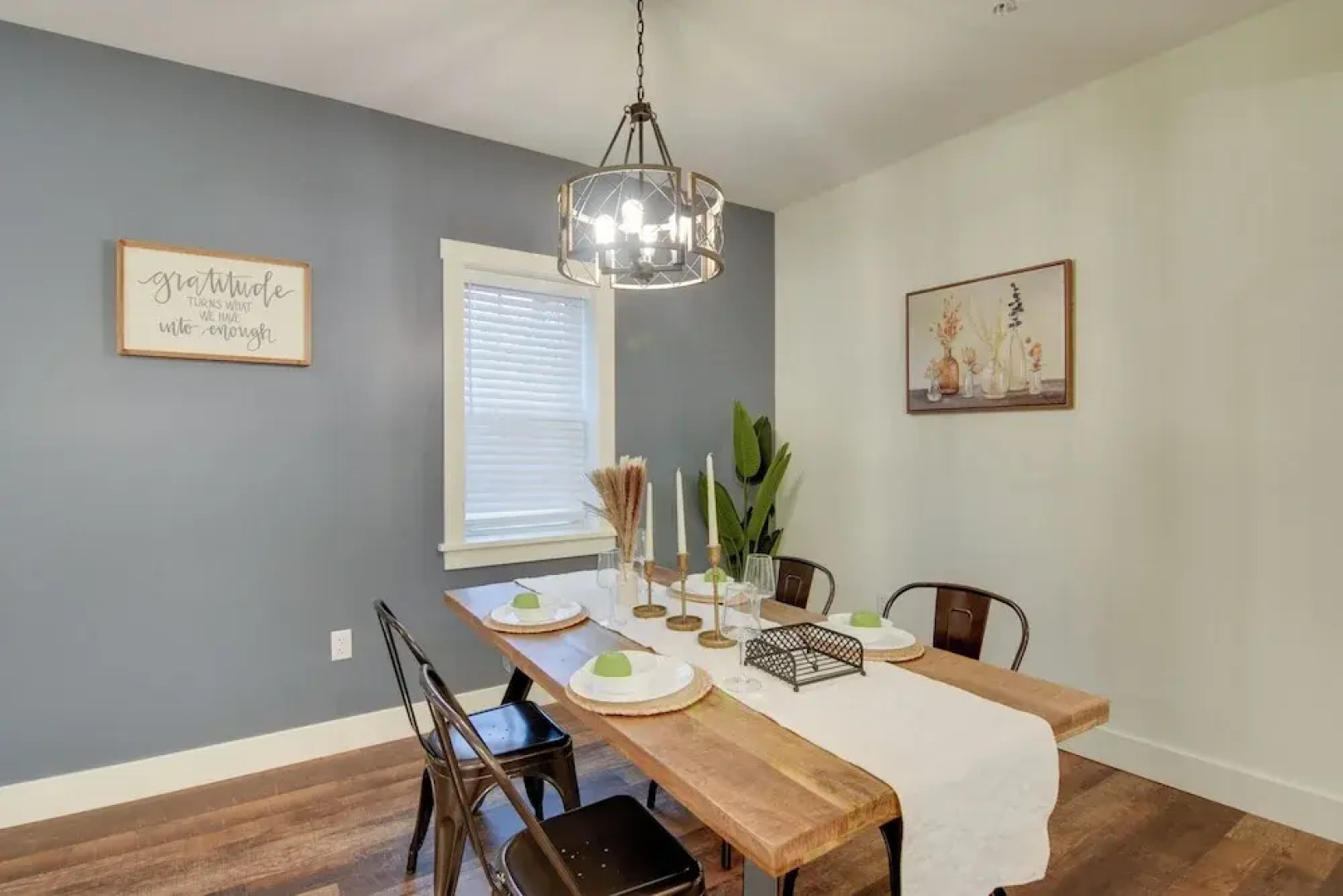 Dtwn Lititz Apt< Half-mi to Park!