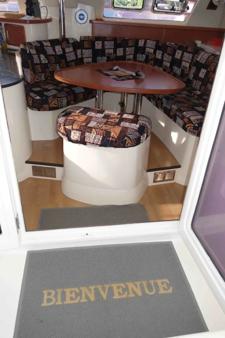 Tahiti Sail and Dive