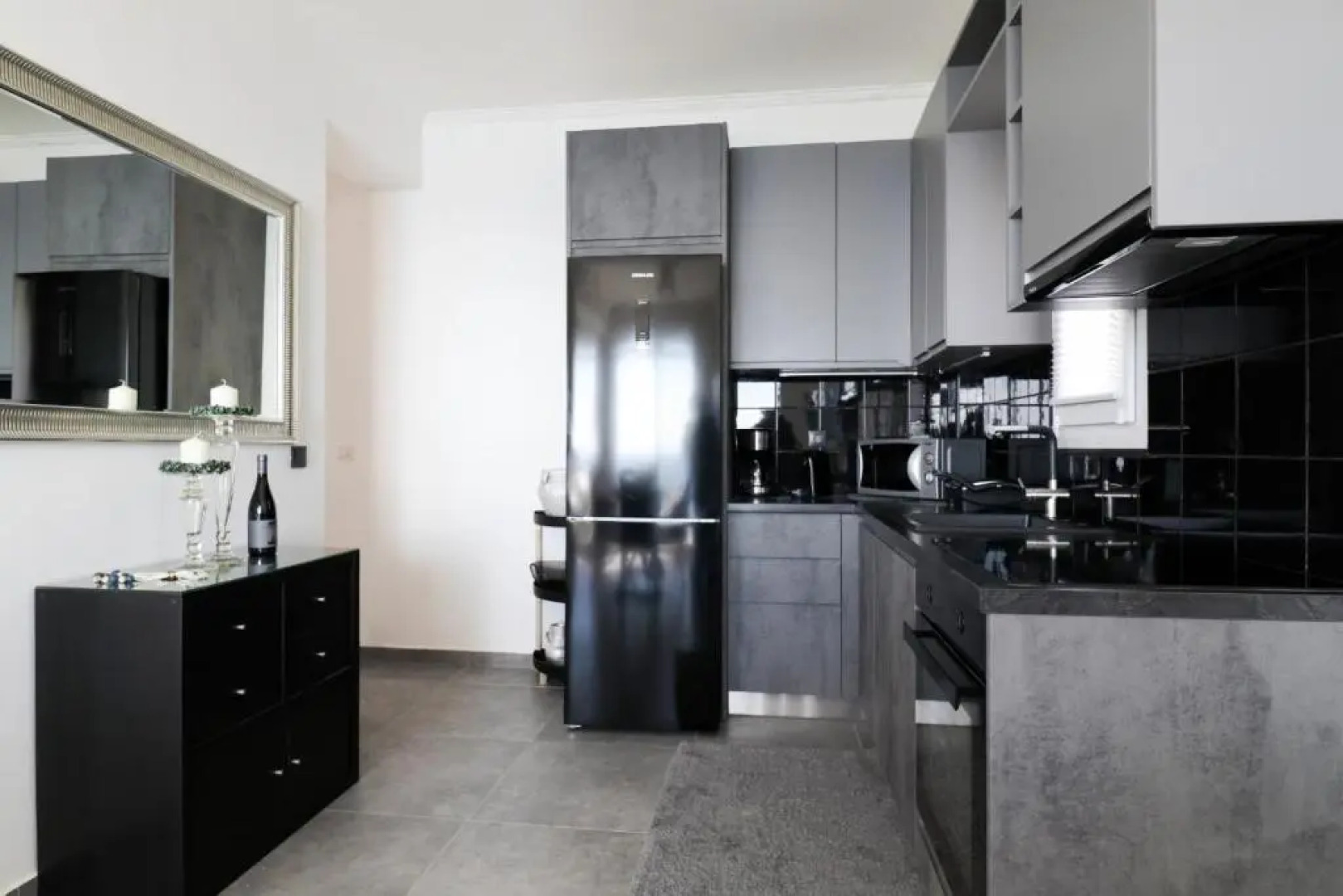 Noir Luxury Suite by CorfuEscapes