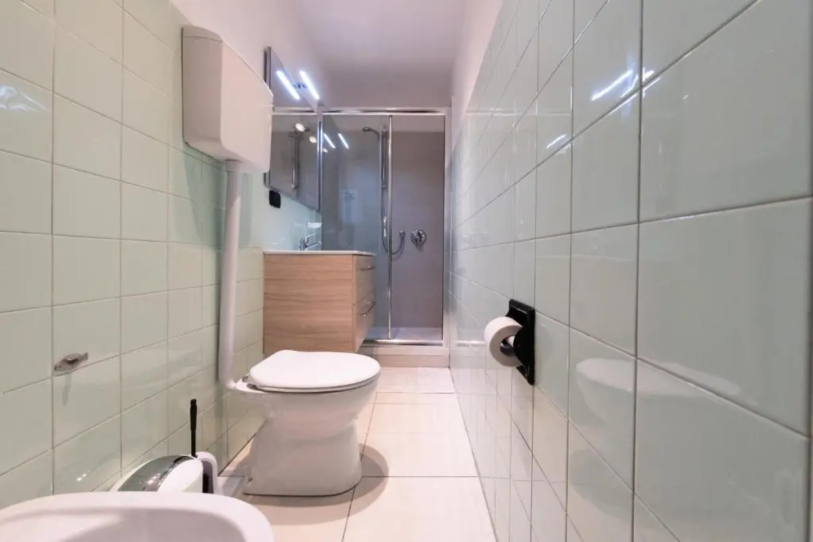 Family Nest Overlooking Lake Como