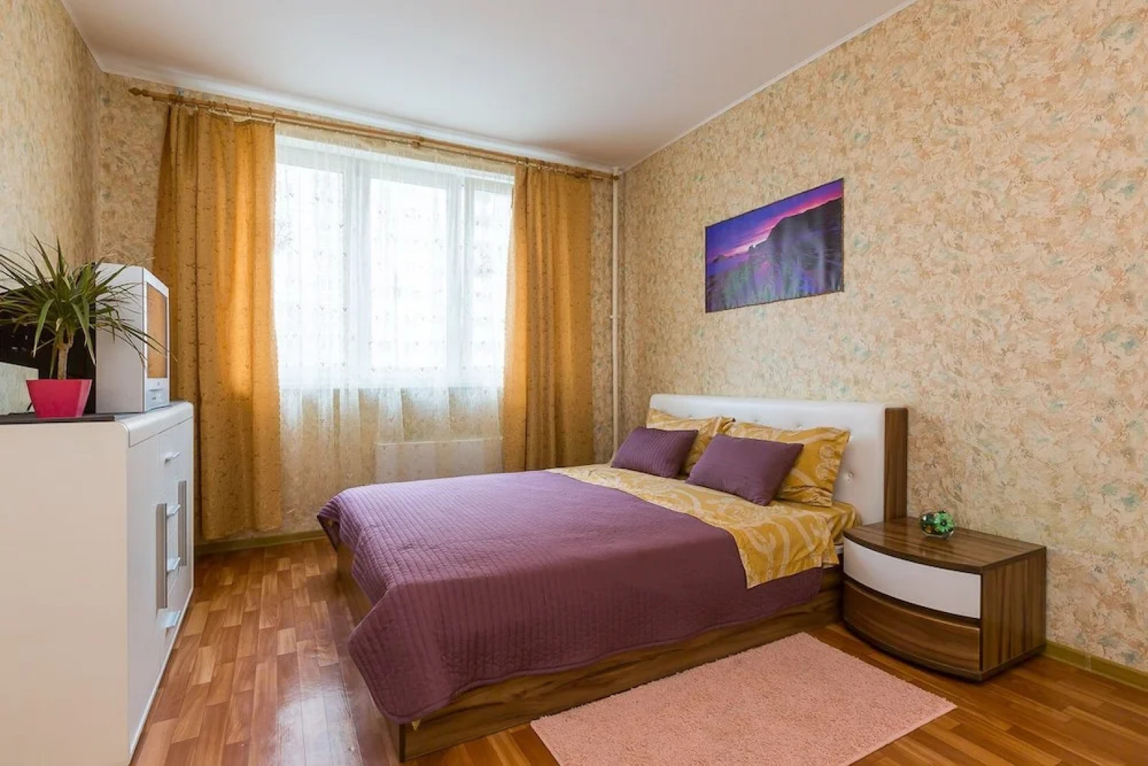 Апартаменты «Добрые Сутки», ул. Генерала Варенникова, 2