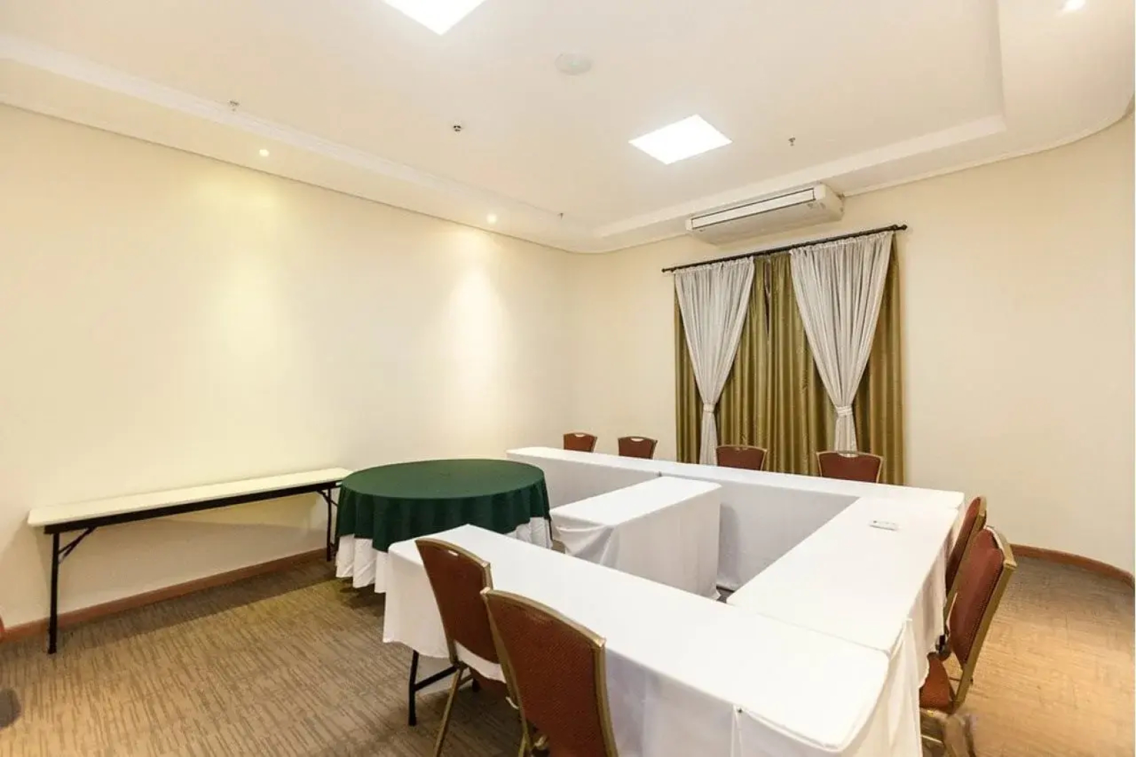 Faro Hotel
