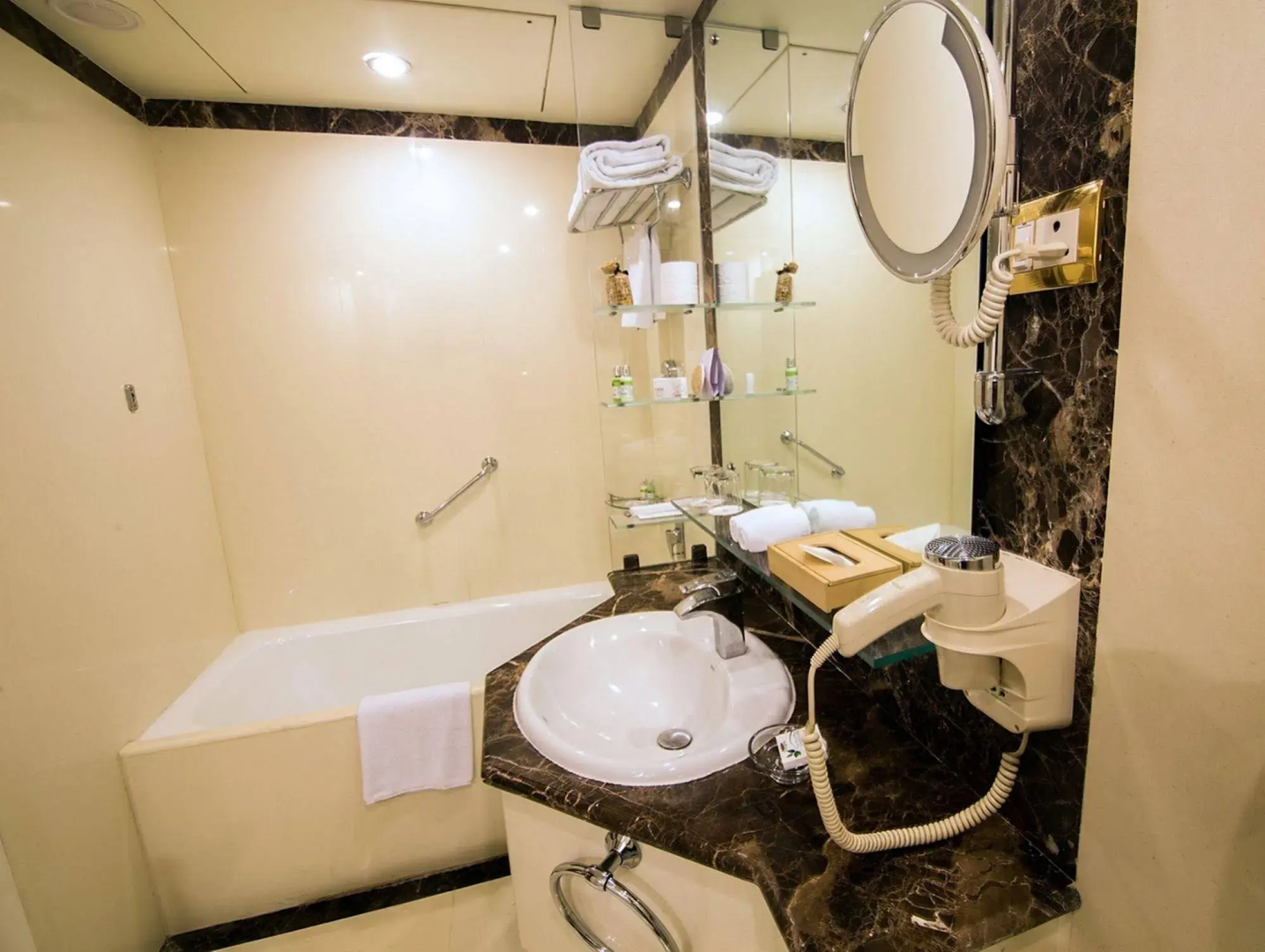 The Orchid Hotel Mumbai Vile Parle