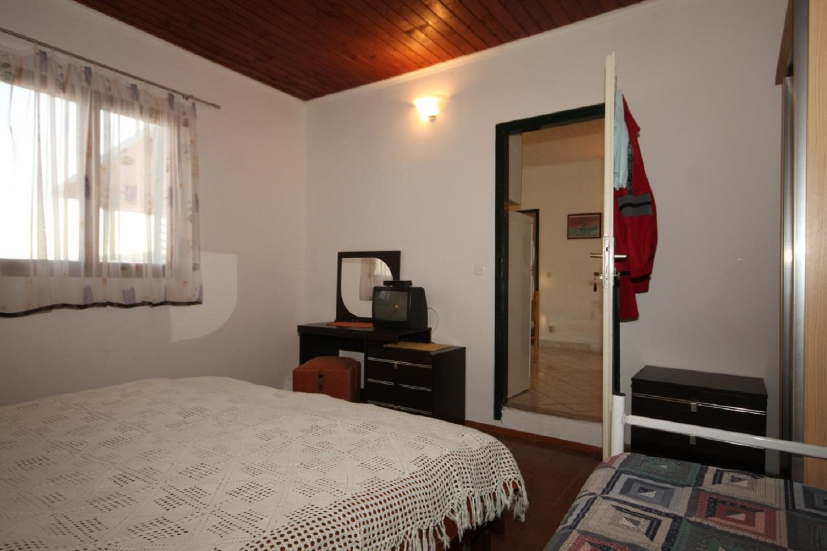 Apartment Kira - 20 M from the beach : A1 Seget Vranjica, Riviera Trogir