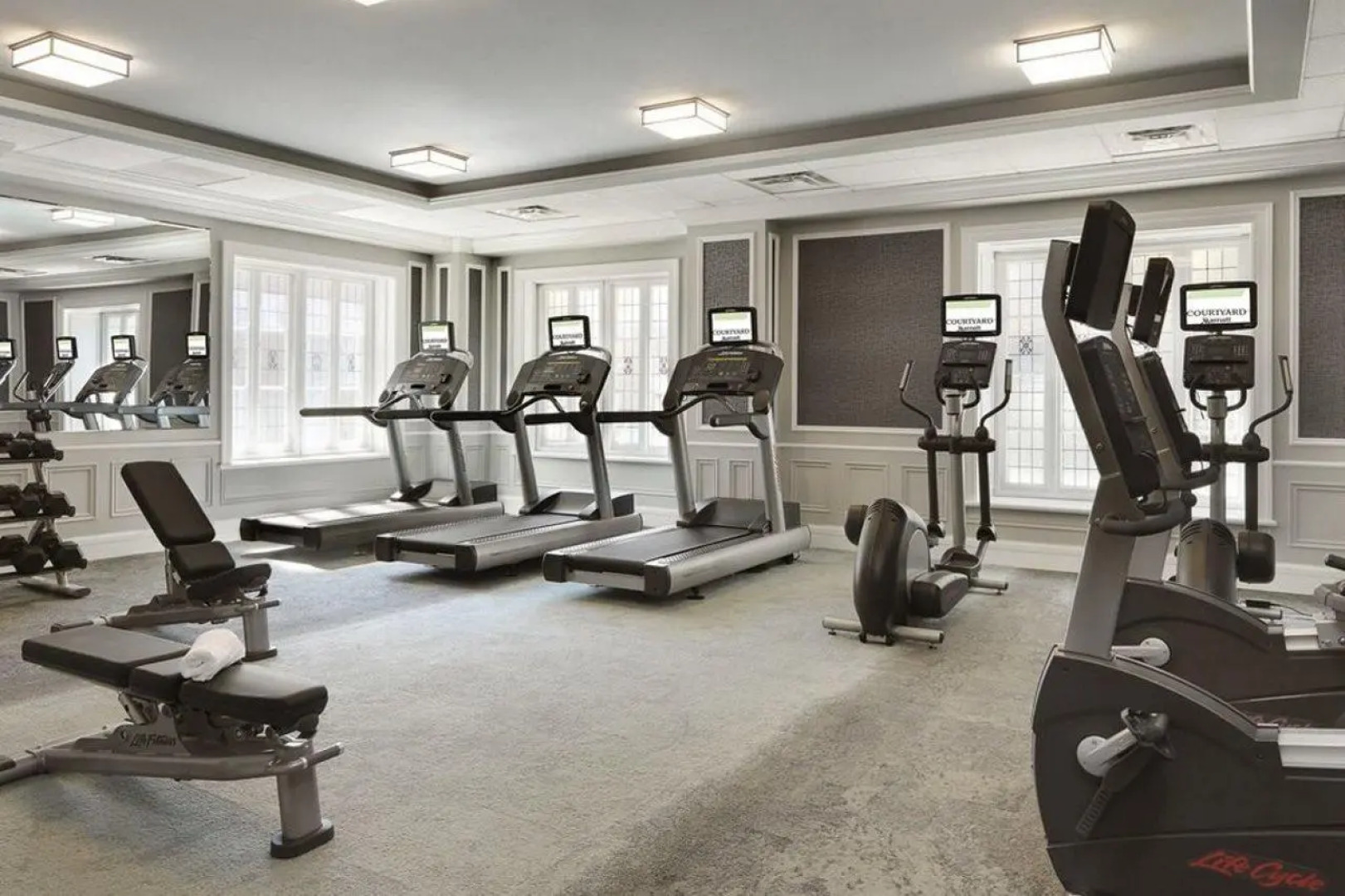 Courtyard by Marriott St. Louis Downtown/Convention Center