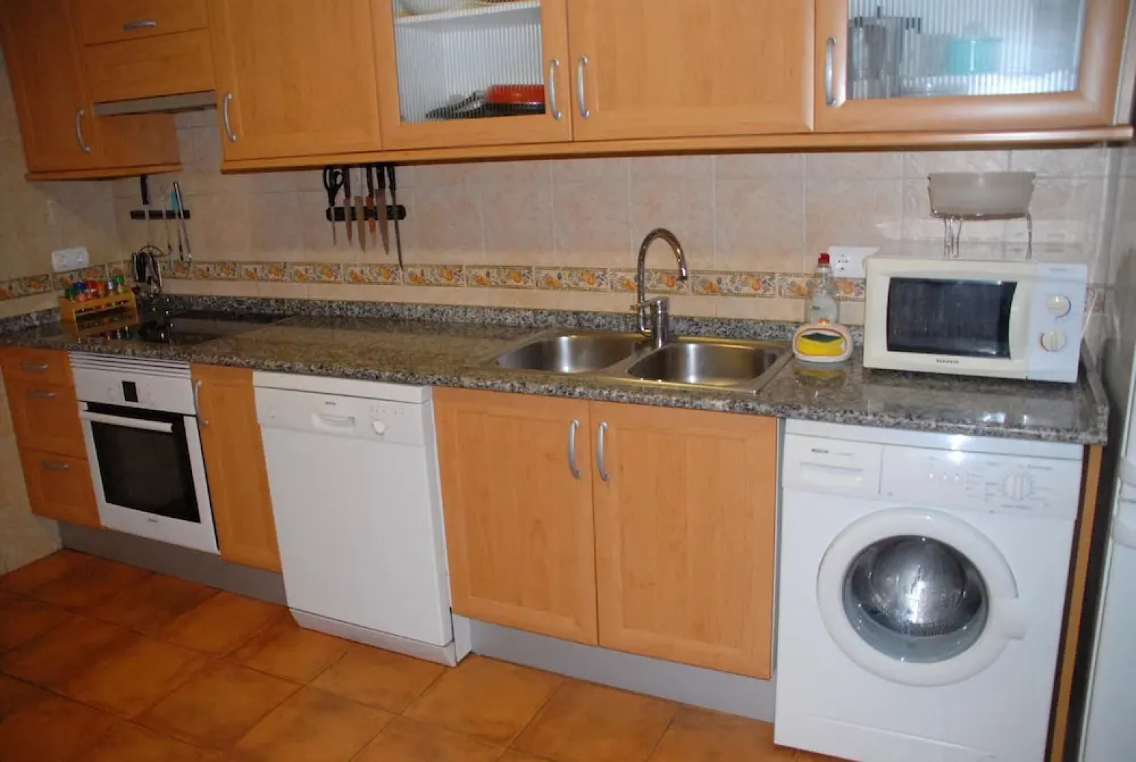 Villa With 6 Bedrooms in Cerezo de Mohernando, With Private Pool, Furnished Terrace and Wifi