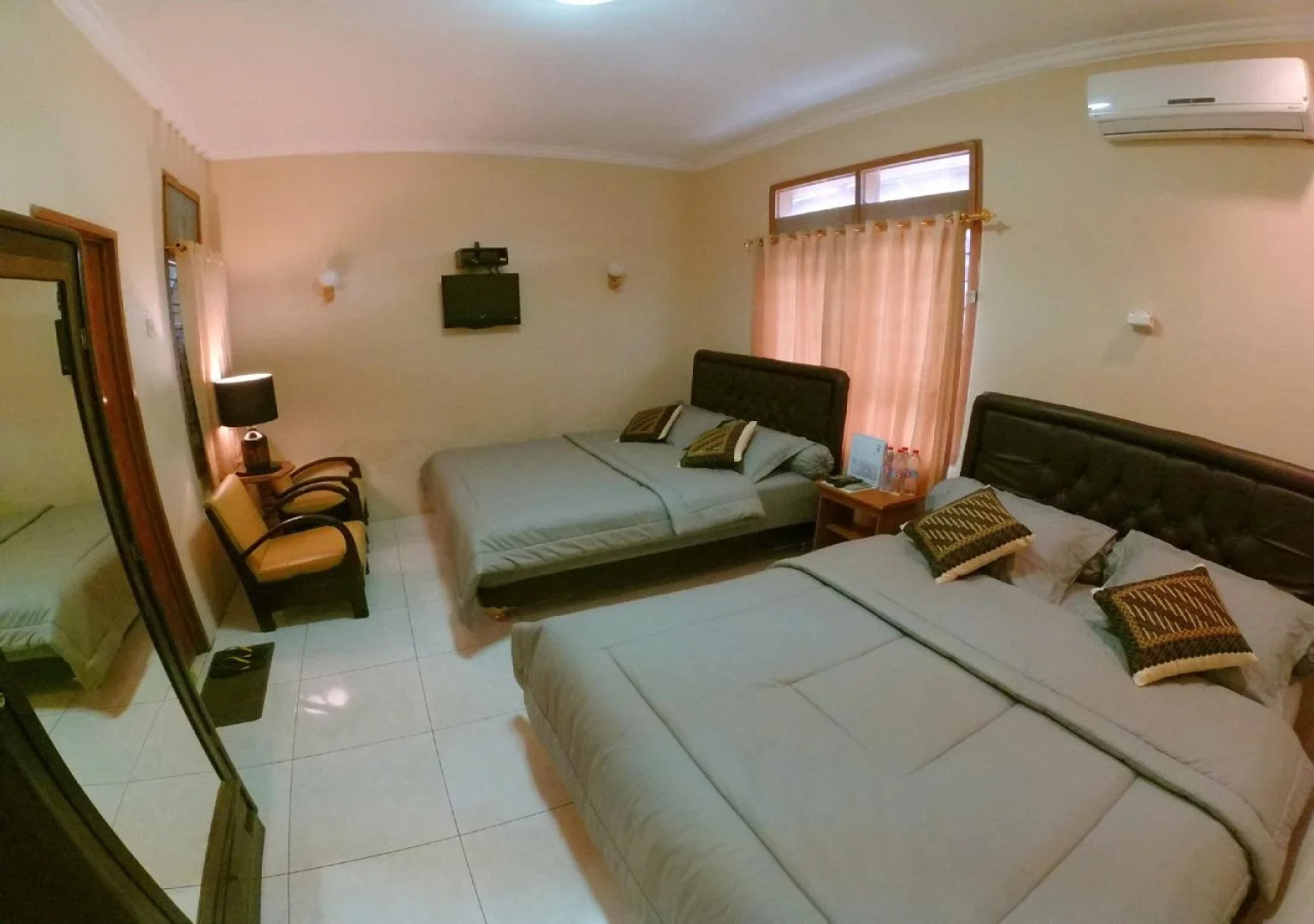 Omah Sabah Bed and Breakfast