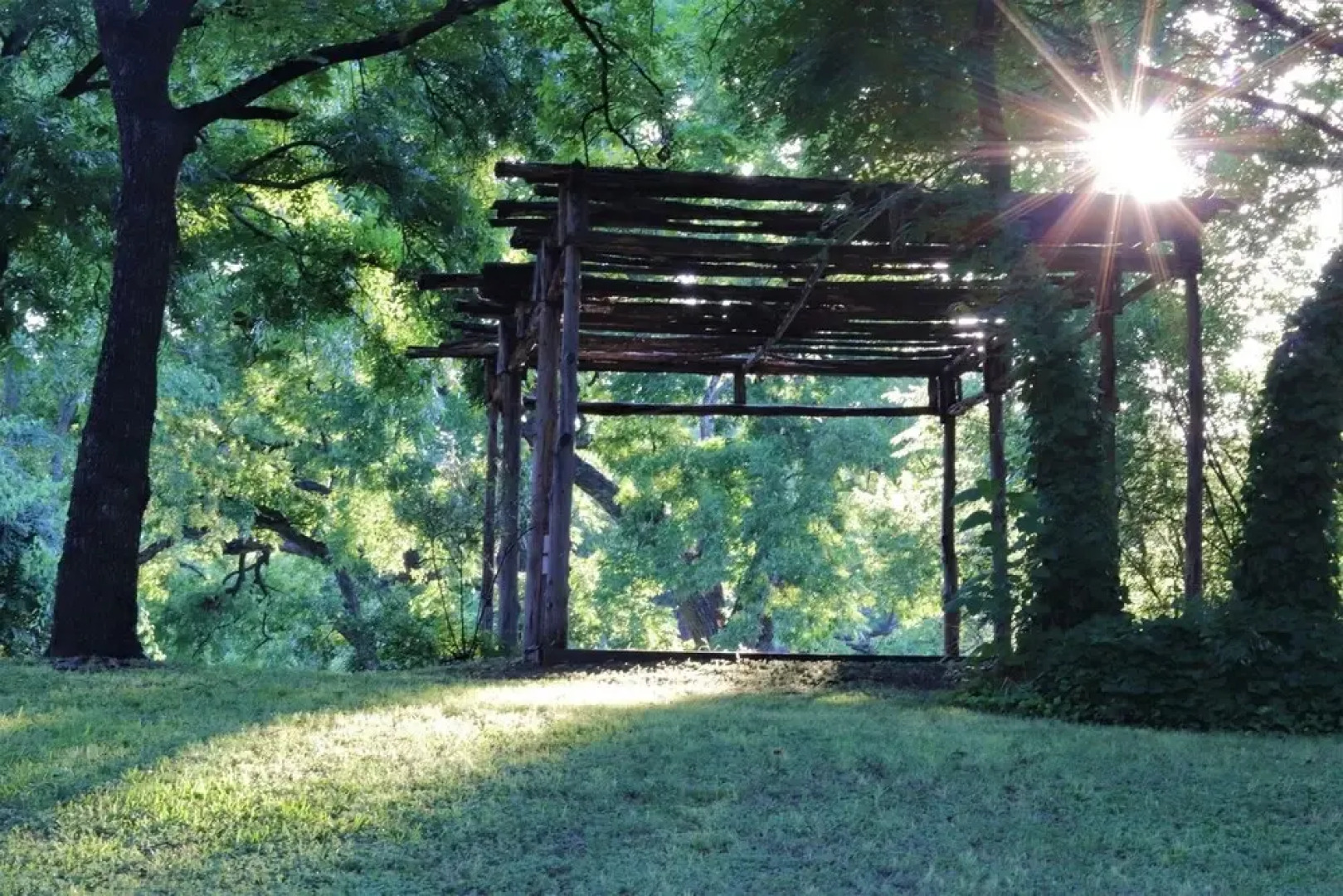 Travis Street Cottages