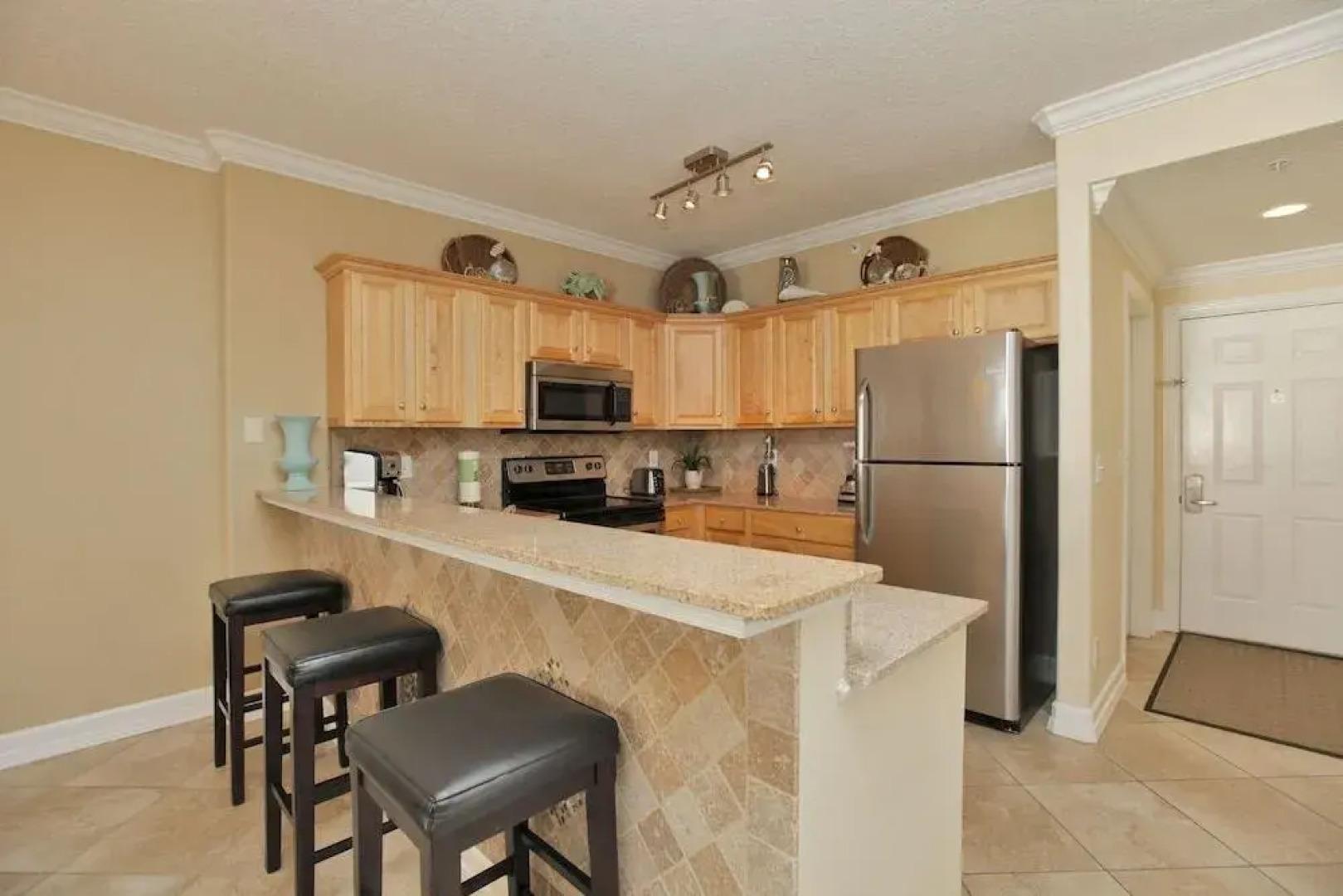 Tropic Winds Condominium