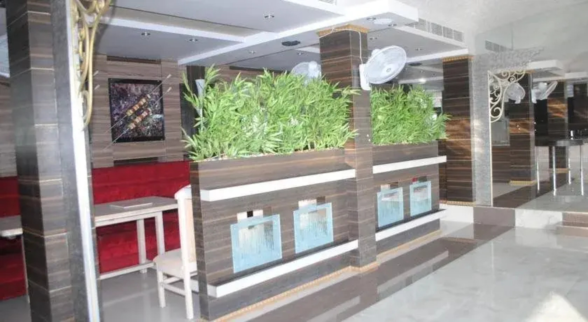 Hotel Raj by OYO Rooms