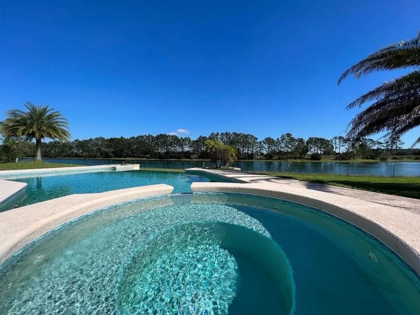 Swiss 58 - Lake Denise