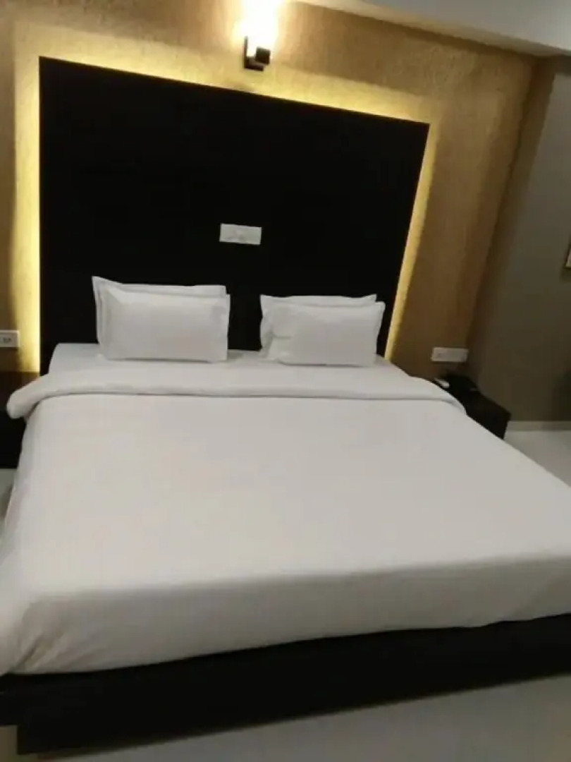 Hotel Ramashray Paradise