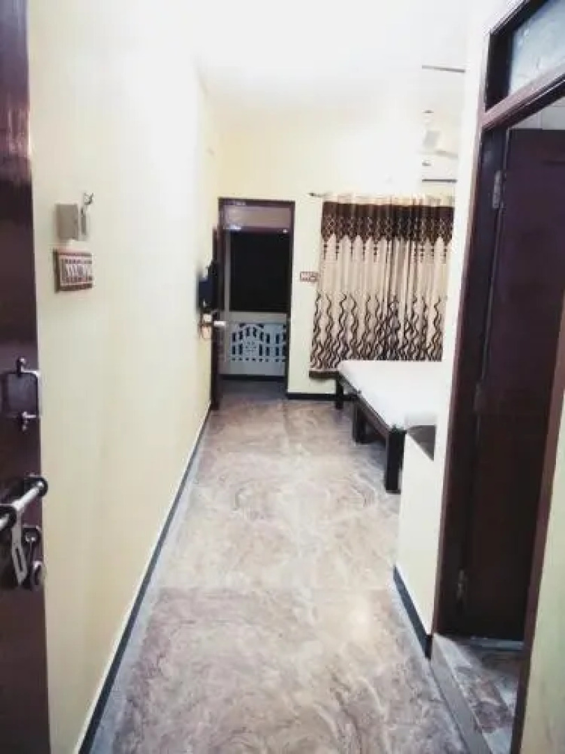Muthu guest house