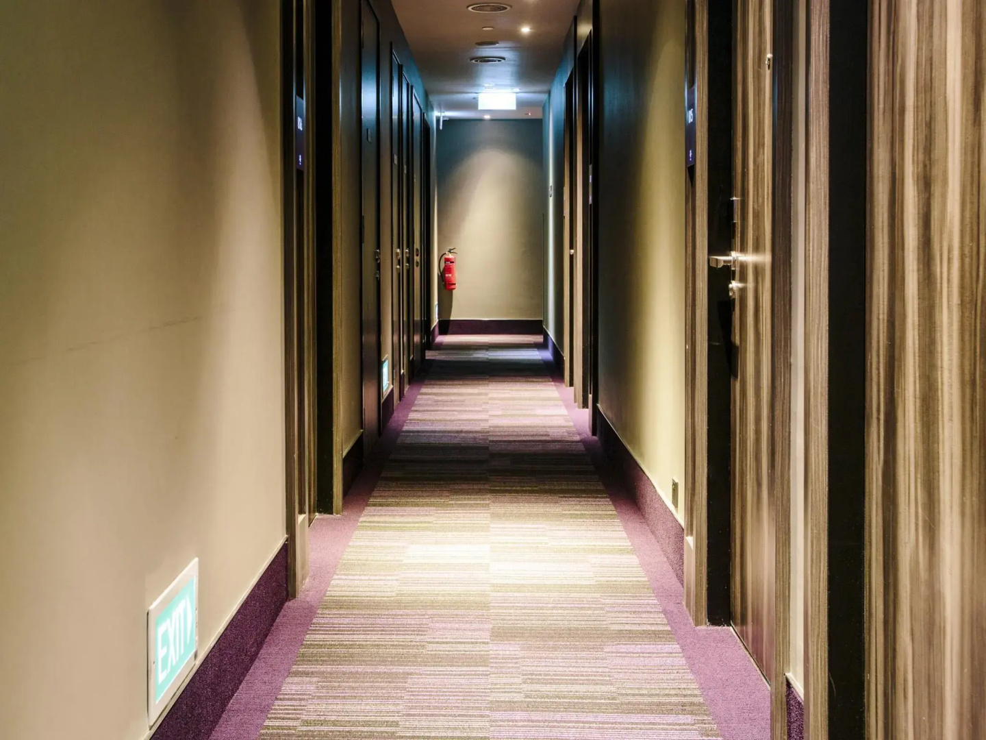 Aqueen Hotel Paya Lebar