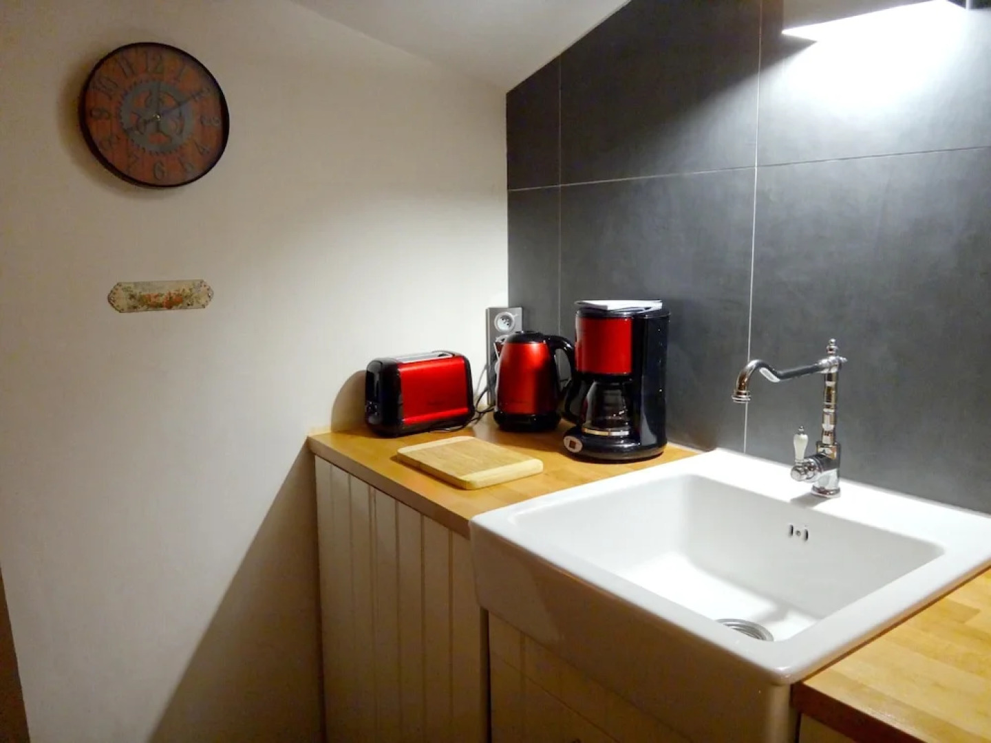 Apartment With 2 Bedrooms in Collonges-sous-salève, With Wonderful Mountain View, Shared Pool, Enclosed Garden - 5 km From the Slopes