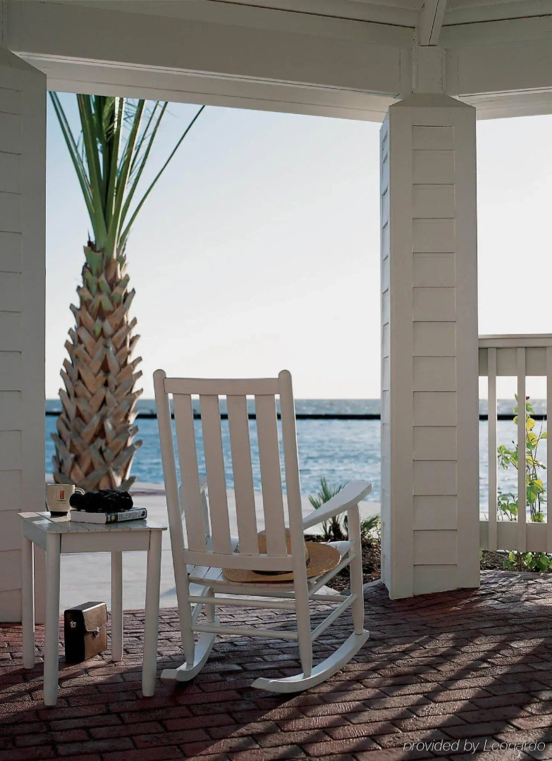 Lighthouse Inn At Aransas Bay