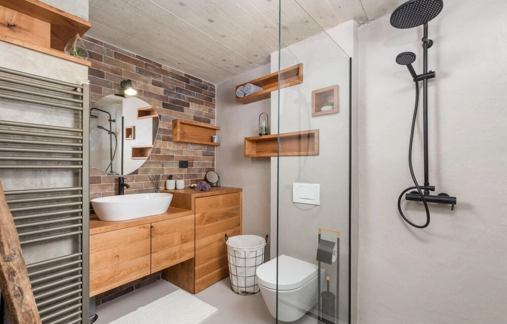 Awesome Home in Mucici With 2 Bedrooms, Wifi and Outdoor Swimming Pool