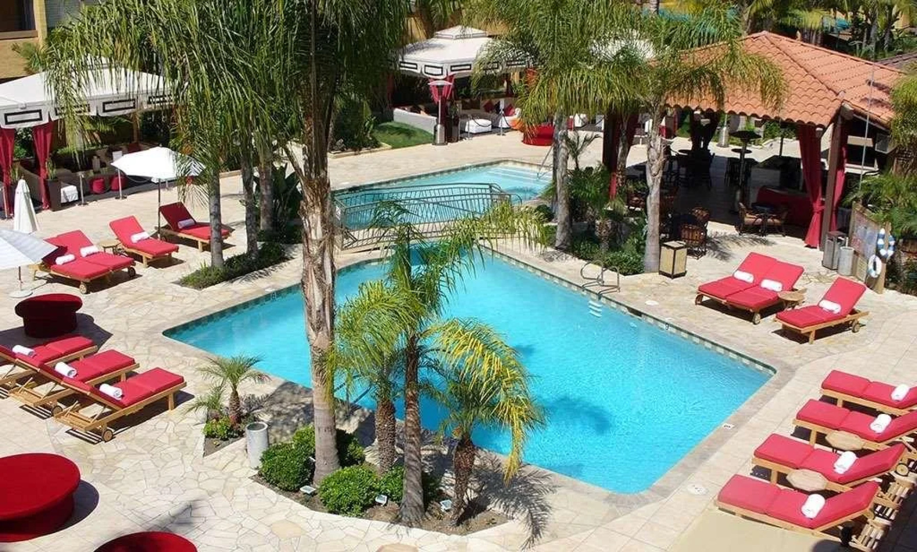 Atrium Hotel at Orange County Airport