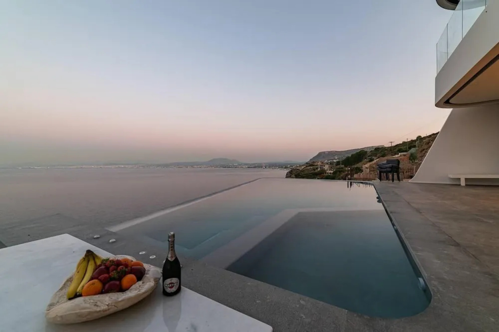 Fabulous 5 Bedroom Villa With sea Access