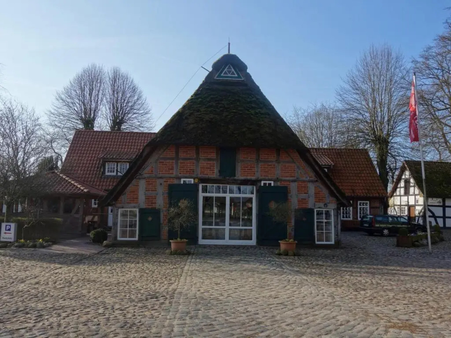 DreiMädelHaus - Restaurant & Hotel