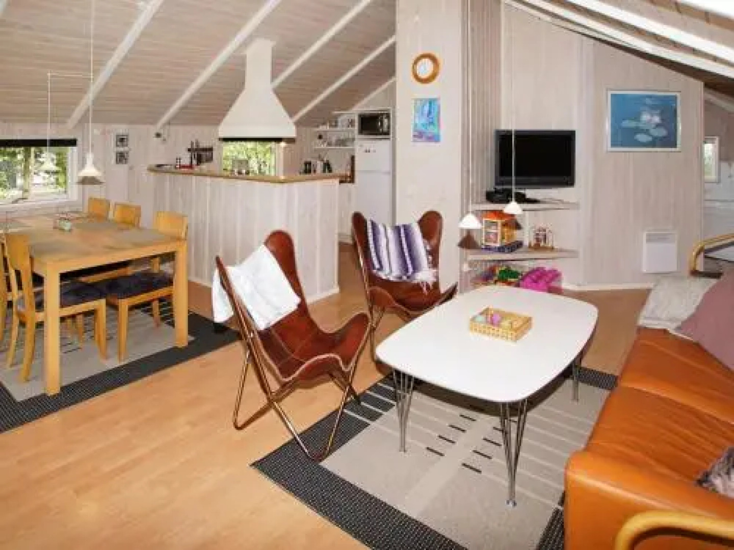 Three-Bedroom Holiday home in Tarm 5