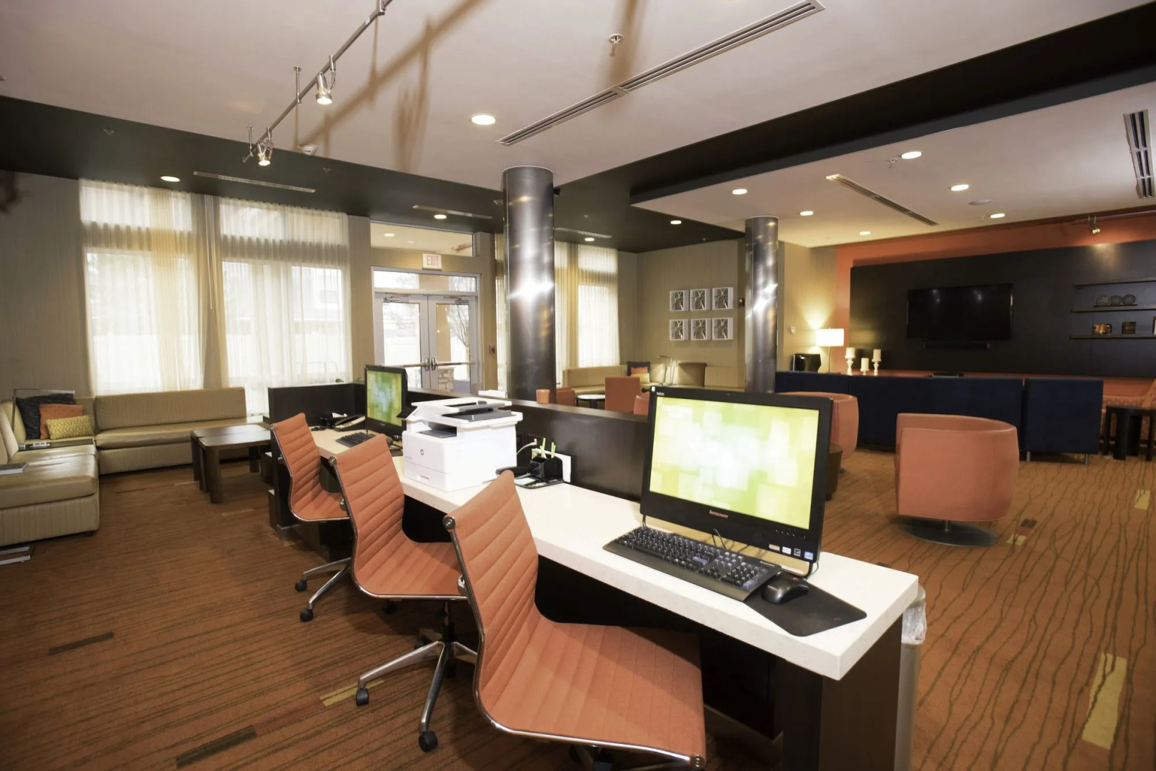 Courtyard by Marriott Evansville East