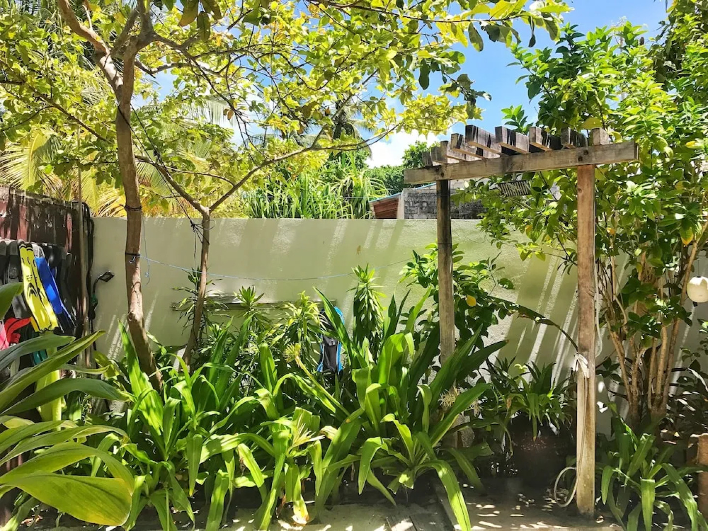 Yonder Retreat Folhudhoo