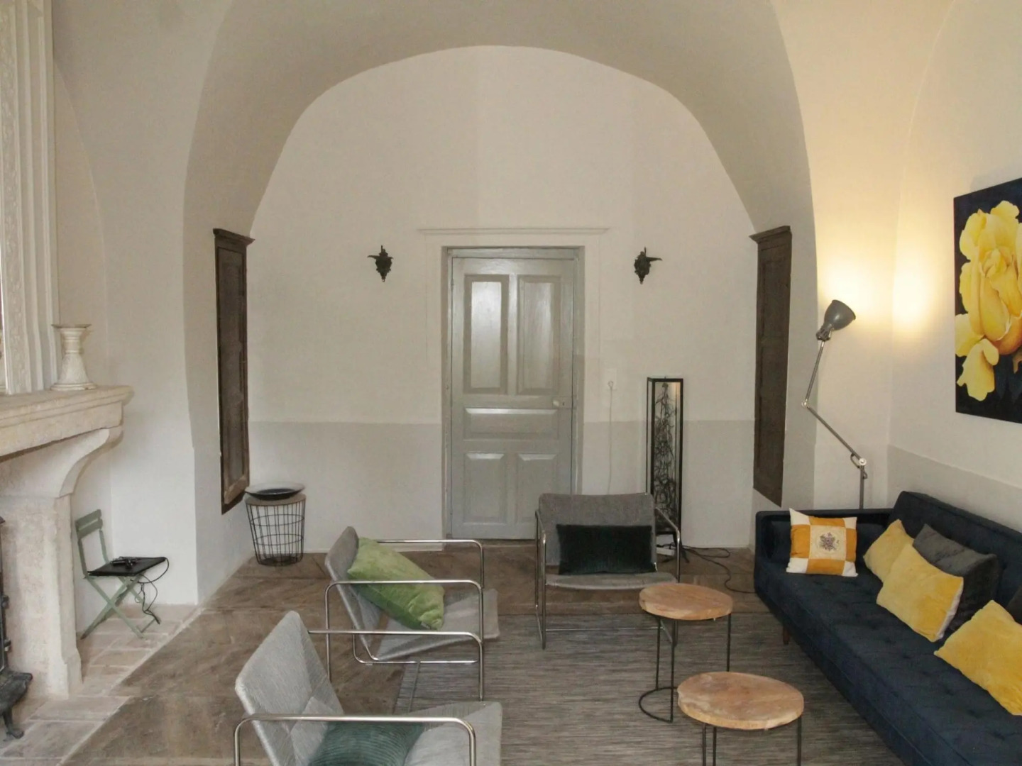 Historic Mansion by the River Lot in Cenevieres