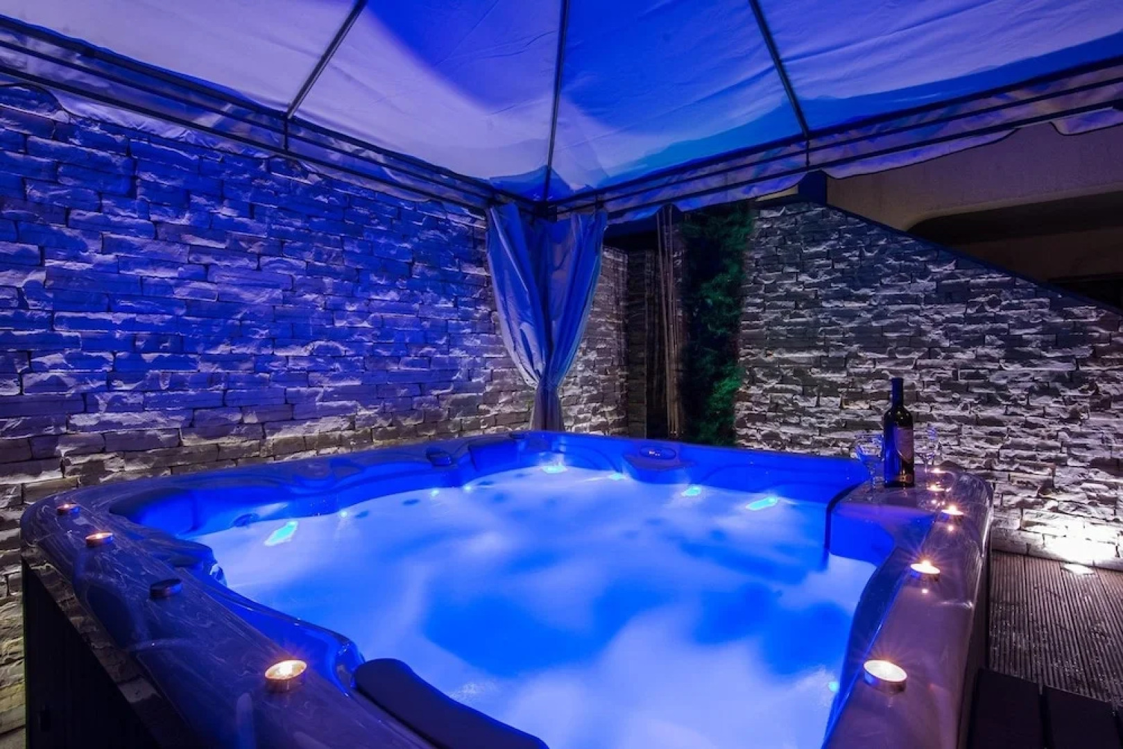 App and Rooms Tomislav Spa Bracic