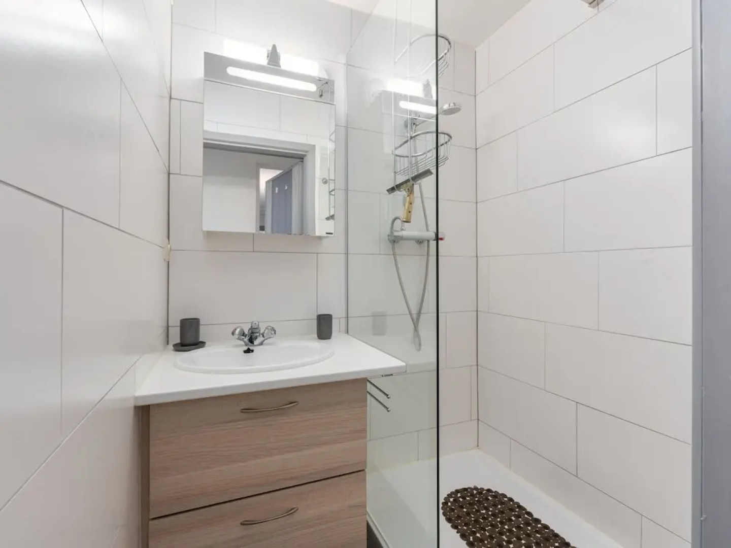 Central Stay w/ Full Kitchen