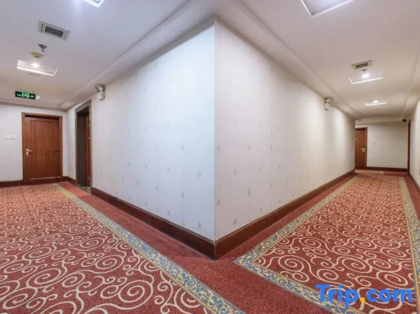 Huatian Century Hotel