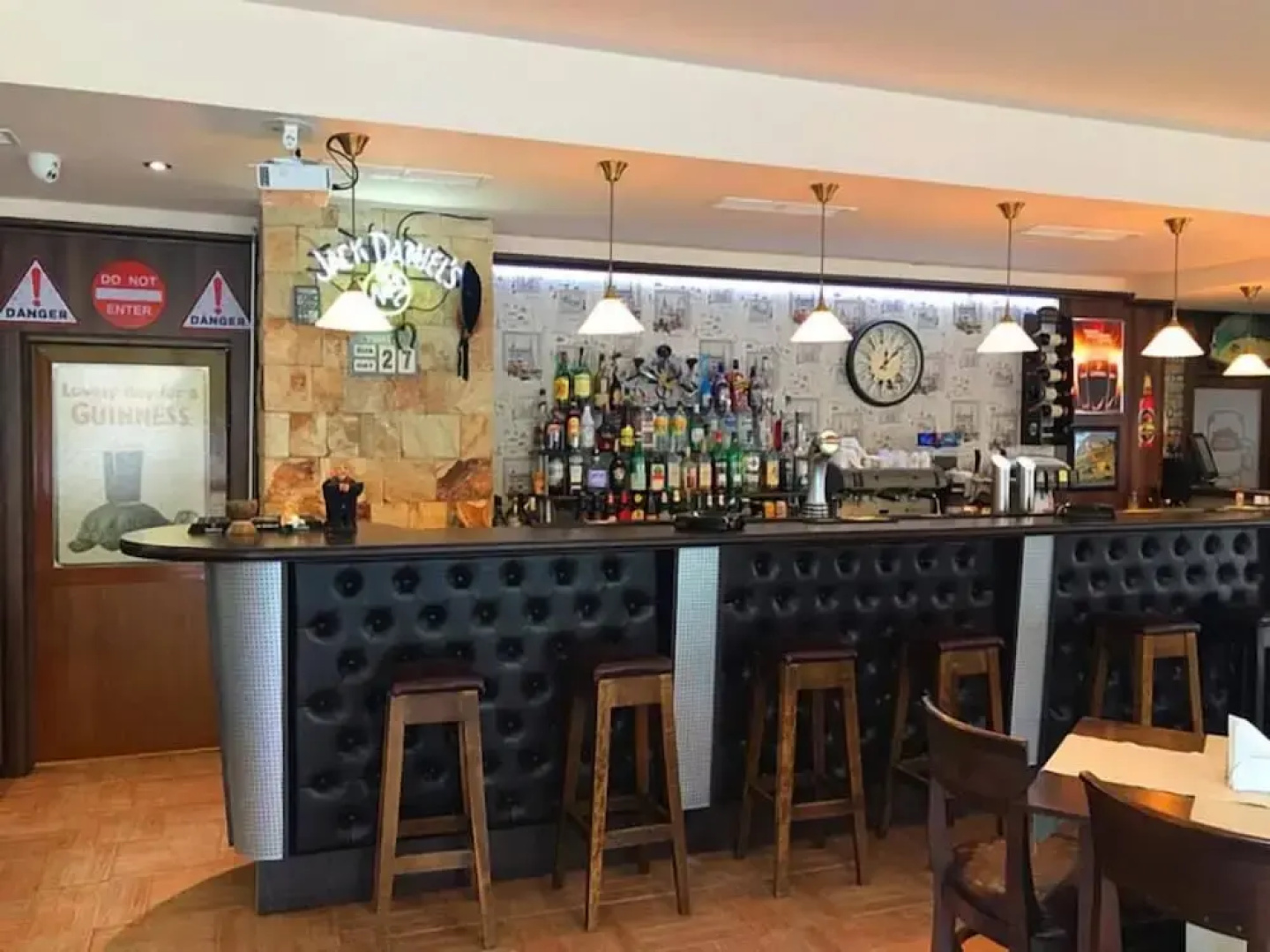 Hotel Lira