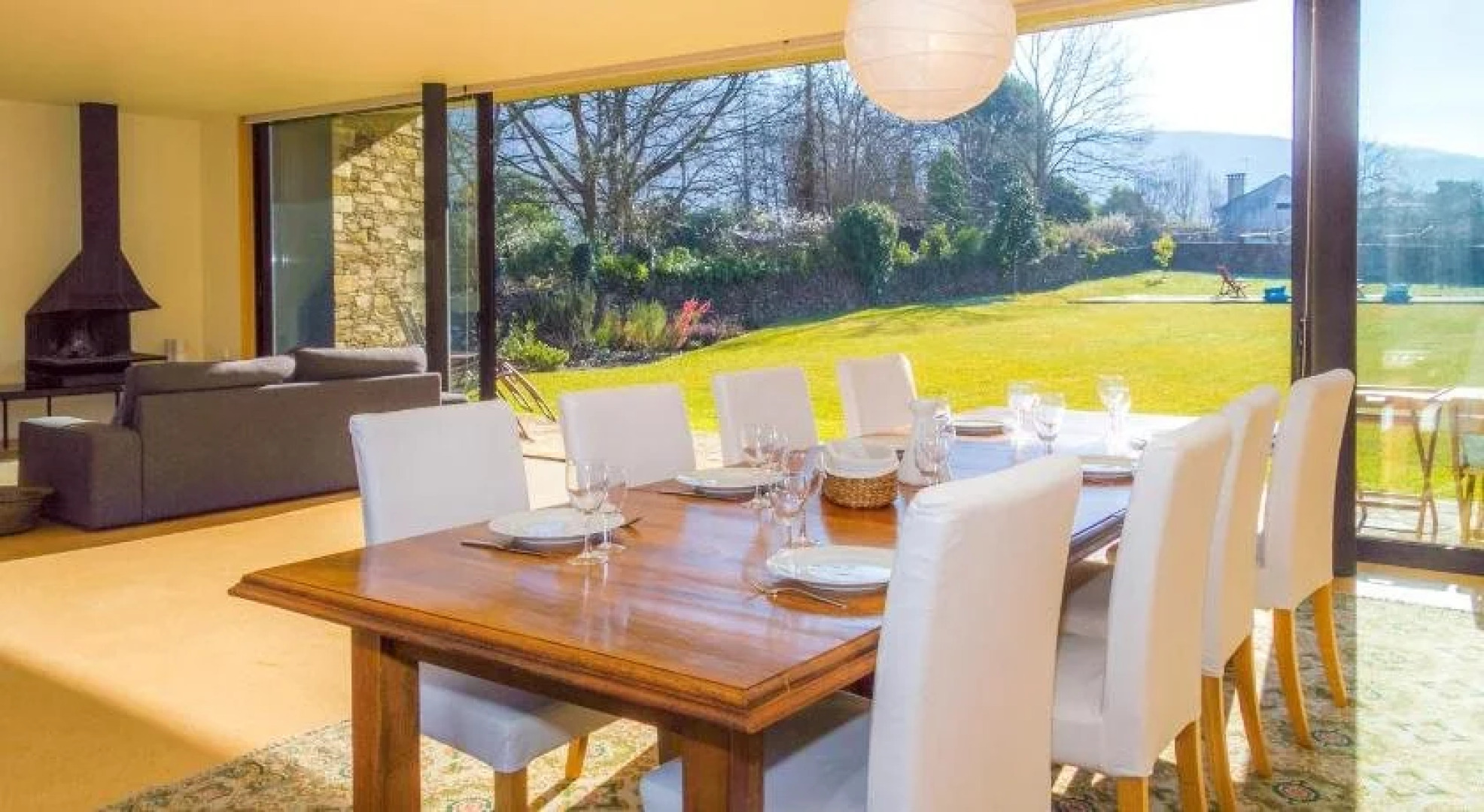 Liiiving In Caminha - Lawny Pool House